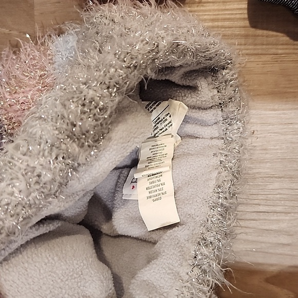 6 Year Old Bundle - Picture 3 of 8